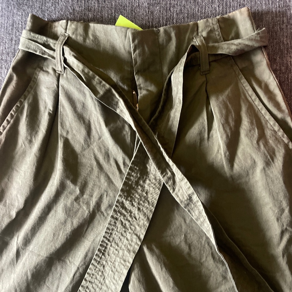 Army green pants with belt tie